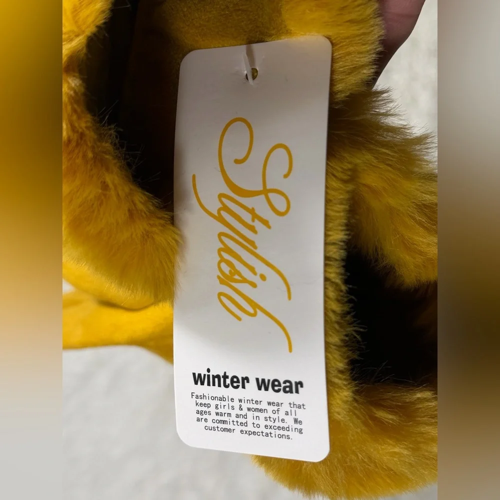 Stylish Mustard Yellow Gloves with Faux Fur Trim - Picture 7 of 11